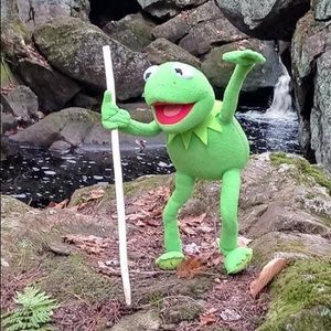 Meet your Posher, Kira